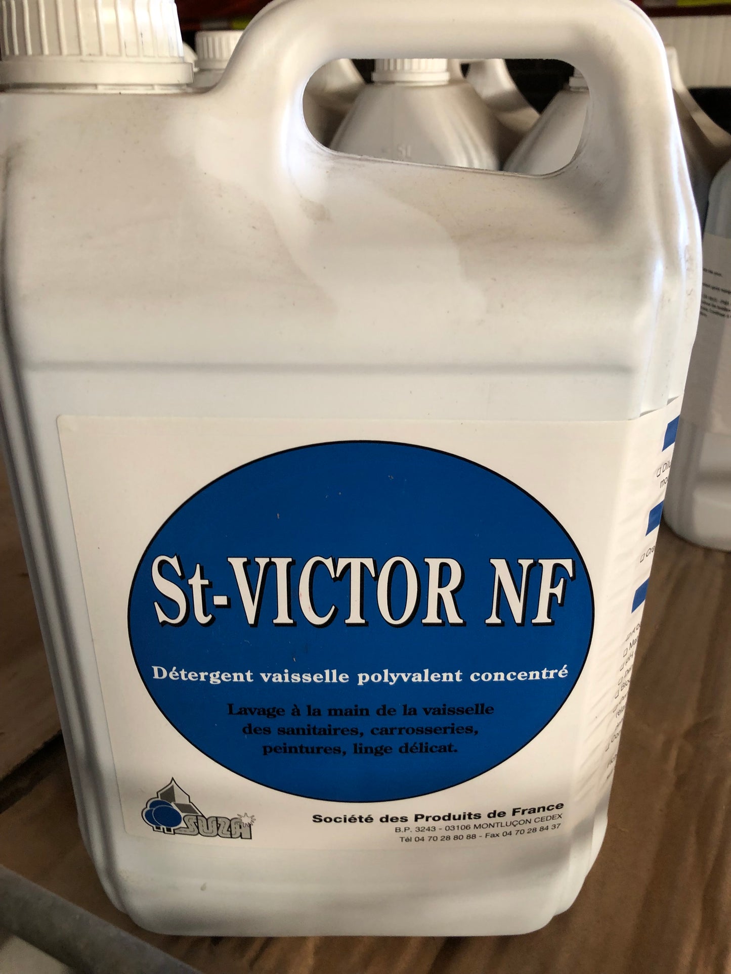 DETERGENT CONCENTRE PROFESSIONNEL (NF SAINT VICTOR)